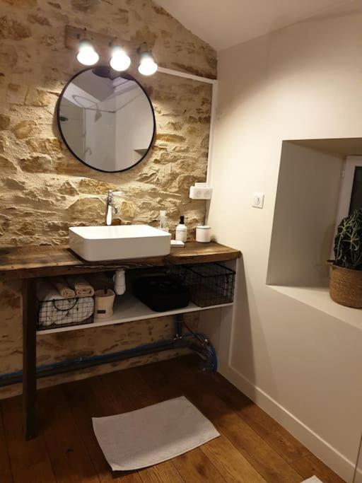 Logement Cosy 2 A 4 Personnes Campagne Proche Mer Villa Frossay Exterior foto
